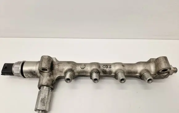 Opel Mokka Fuel main line pipe 45PP32 12004590767