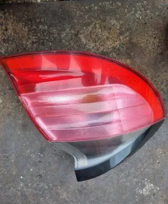 Mercedes-Benz C W203 Rear/tail lights A2038200764 01012571 200223L