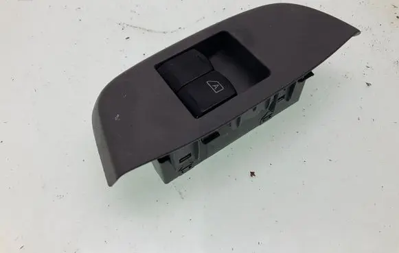 Nissan NV200 Electric window control switch