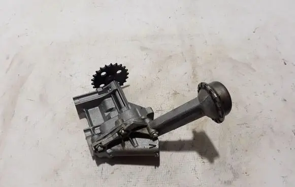 Renault Megane III Oil pump 7700600532