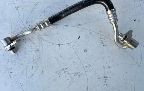 Audi A7 S7 4G Gearbox oil cooler pipe/hose 4G0317817Q