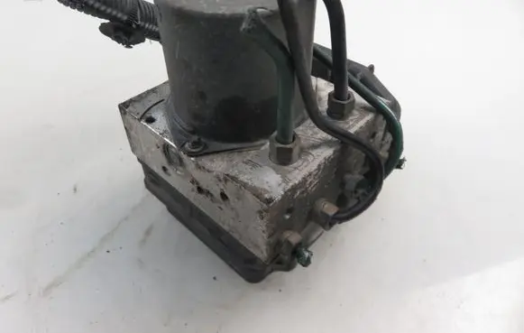 Renault Megane II ABS Pump 0265950335