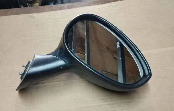 Fiat 500 Front door electric wing mirror 