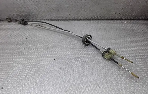 Opel Astra H Gear shift cable linkage 