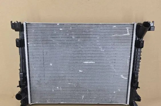 Dacia Sandero III Radiator set 9998004960