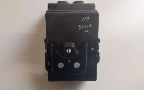 Mercedes-Benz X-class W470 Battery box tray 64860-5XD5A