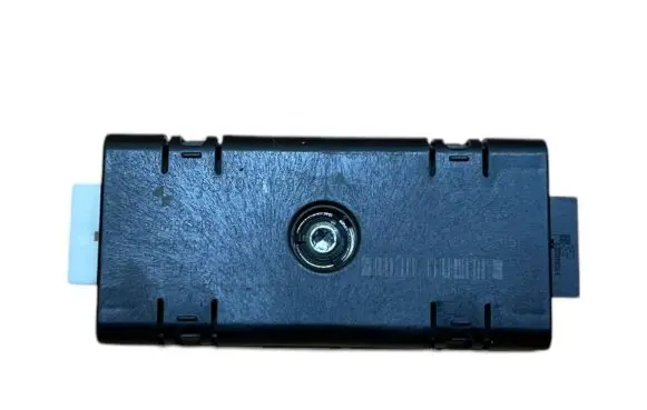 BMW 5 F10 F11 Aerial antenna filter 65209199865 9199865 10819610