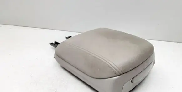 Volvo V50 Armrest 
