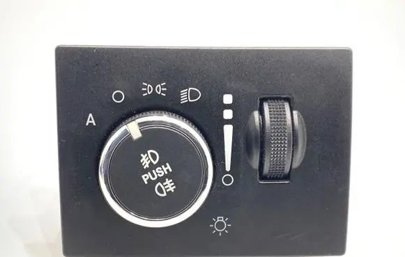 Jeep Grand Cherokee Other switches/knobs/shifts P68029275AD