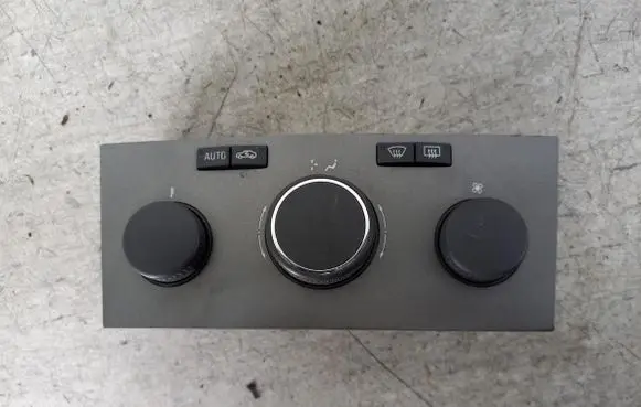 Opel Zafira B Climate control/heater control trim 13231053