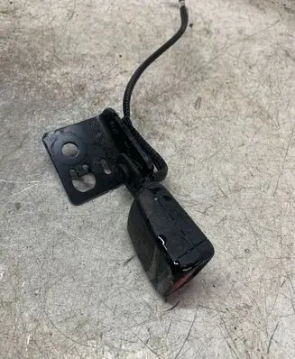 Peugeot 308 Rear seatbelt buckle
