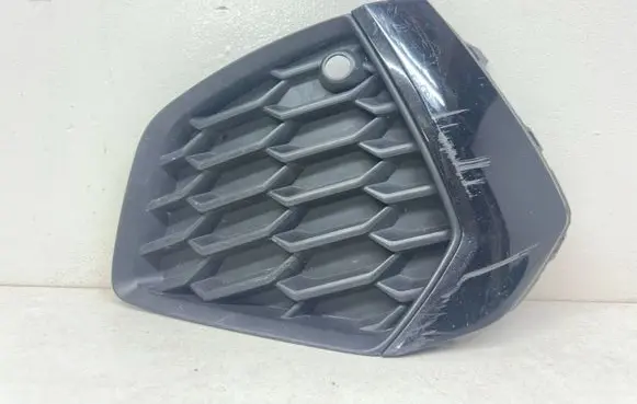 Audi A3 8Y Front bumper lower grill 8Y0807681B 8Y0807681
