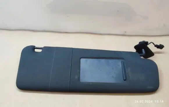 Audi Q7 4L Sun visor