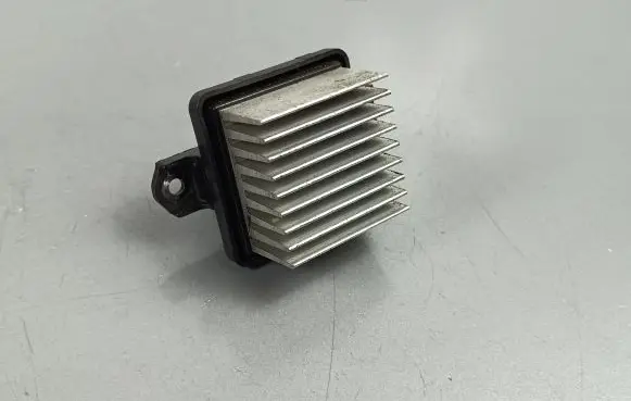 Mitsubishi Outlander Heater blower motor/fan resistor