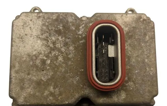 Mercedes-Benz E W211 Headlight ballast module Xenon 5DF00827900 A0028202426