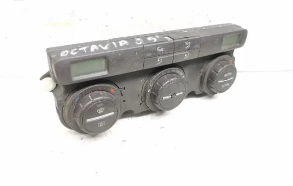 Skoda Octavia Mk2 (1Z) Climate control unit