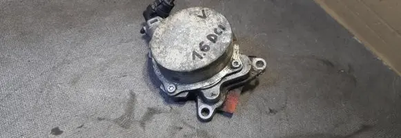 Nissan Qashqai Vacuum pump 146503760R