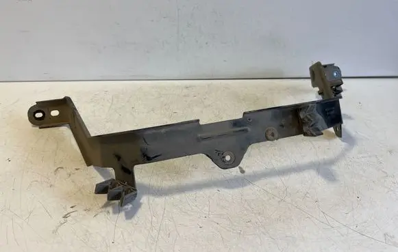 Opel Vivaro Other under body part 9806704680