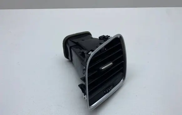 Audi Q3 8U Dashboard side air vent grill/cover trim 8U1820901B 8U1820901C