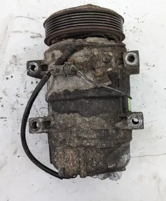 Volvo S80 Air conditioning (A/C) compressor (pump) 8684286 885D666574