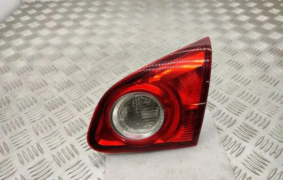 Nissan Qashqai Tailgate rear/tail lights 26550JD800