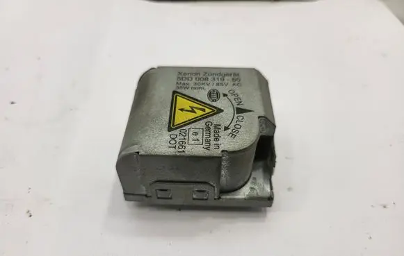 BMW X5 E53 Headlight ballast module Xenon 5DD00831950
