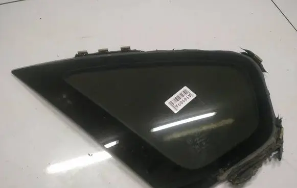 Subaru Legacy Rear side window as2