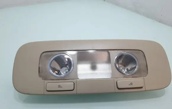 Skoda Superb B6 (3T) Rear seat light