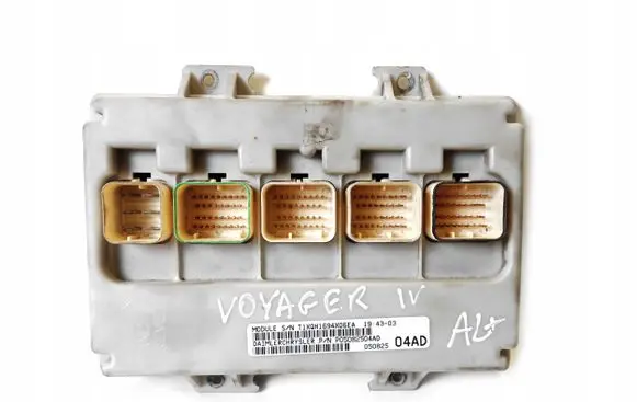 Chrysler Voyager Central body control module P05082504AD