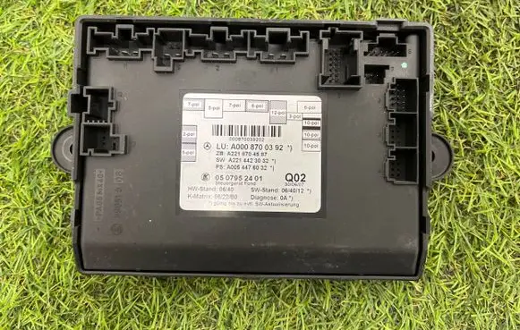 Mercedes-Benz S W221 Door control unit/module A0008700392 A2214423032