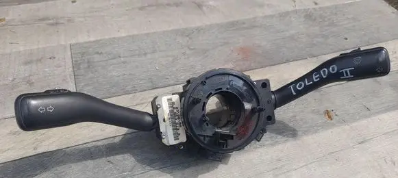 Seat Leon (1M) Headlight wiper switch 8L0953513G