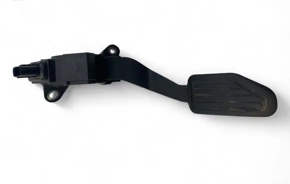 Toyota Yaris Accelerator throttle pedal bracket 781100D160