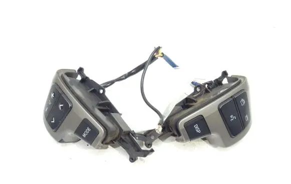 Toyota Highlander XU40 Steering wheel buttons/switches 