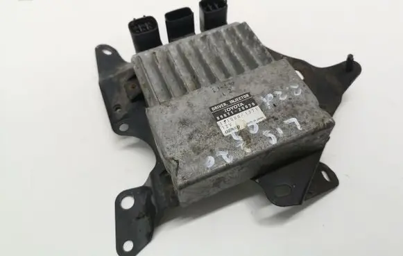 Lexus IS 220D-250-350 Fuel injection control unit/module 8987120070