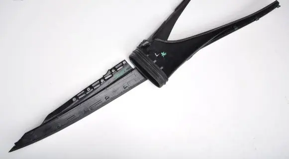 Aston Martin DB11 Rear door windshield rail HY53-014A37-AC