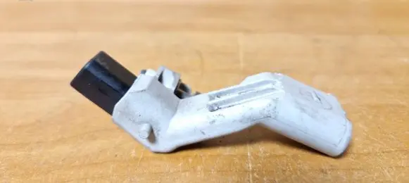 Camshaft position sensor