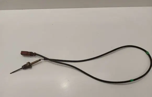 Volkswagen PASSAT B8 Exhaust gas temperature sensor 04L906088DB