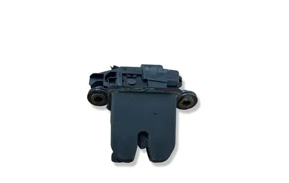 Skoda Fabia Mk2 (5J) Tailgate/trunk/boot lock/catch/latch 5J0827501B