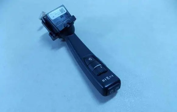 Volvo XC60 Wiper control stalk 31264169 46713