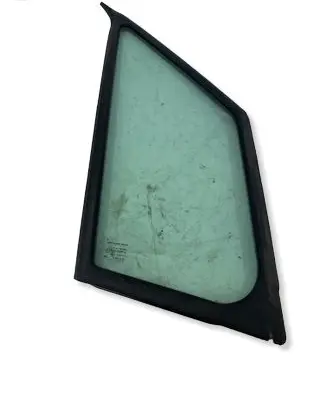 Volkswagen Crafter Front vent window/glass (coupe) A9066711820