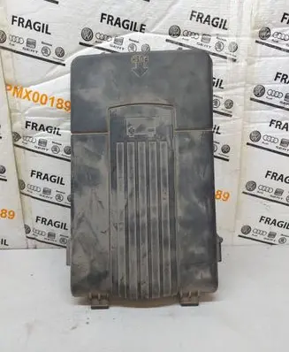 Volkswagen PASSAT B6 Battery box tray cover/lid 1K0915443C