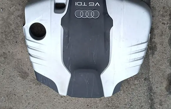 Audi Q7 4L Engine cover (trim) 4H0103925 4L0103925