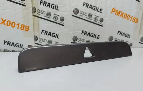 Volkswagen PASSAT B6 Panel trim 3C0858063F
