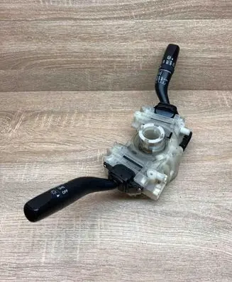 Mazda MPV II LW Wiper turn signal indicator stalk/switch 17C935 GE6V