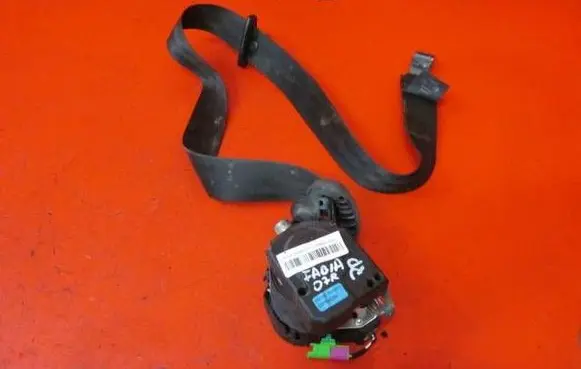 Skoda Fabia Mk1 (6Y) Front seatbelt 6Y0857702B