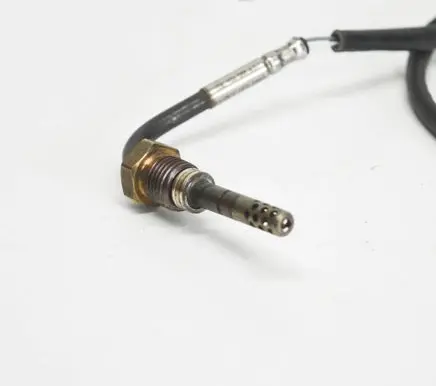Skoda Octavia Mk2 (1Z) Oil temperature sensor 03L906088AJ