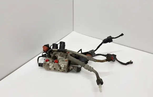 BMW 5 E60 E61 Active stabilizer control/valve assembly 6760840 38041205H