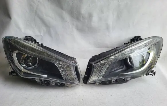 Mercedes-Benz CLA C117 X117 W117 Headlights/headlamps set A1179065100 A1179065200