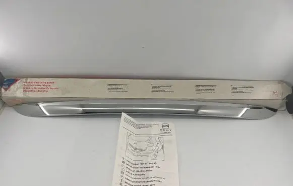 Seat Toledo III (5P) Tailgate trim 5P5071350 04042005 PTF7AS