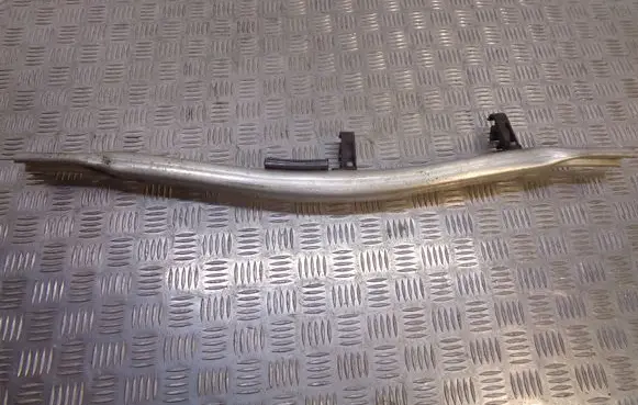 Top upper radiator support slam panel